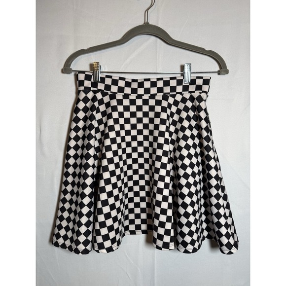HOT TOPIC Wms S BLACK/WHITE CHECKERED SLIP ON MINI SKIRT STRETCHY Pockets Punk - Picture 5 of 7